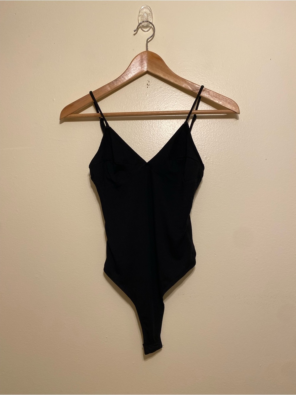 Reformation Black V-Neck Slim Bodysuit. Size S